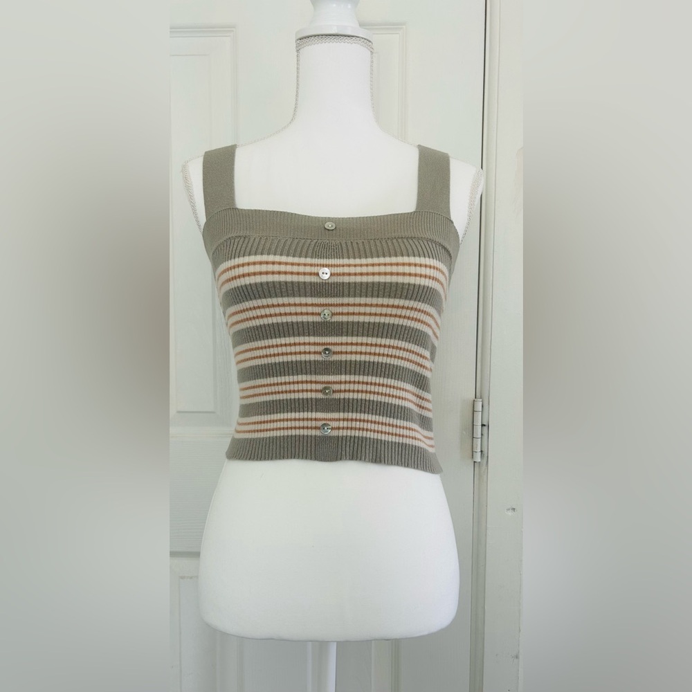 Striped Ribbed Button-Front Crop Tank in Taupe, White & Rust